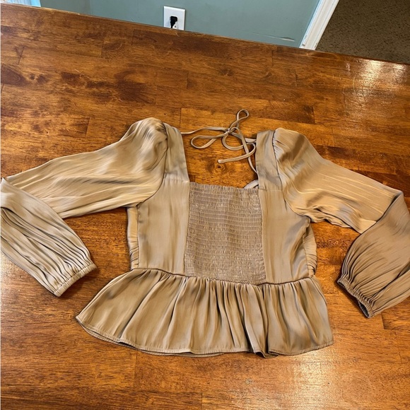 Joie Corset ruched back light brown tan blouse size small - Picture 7 of 7